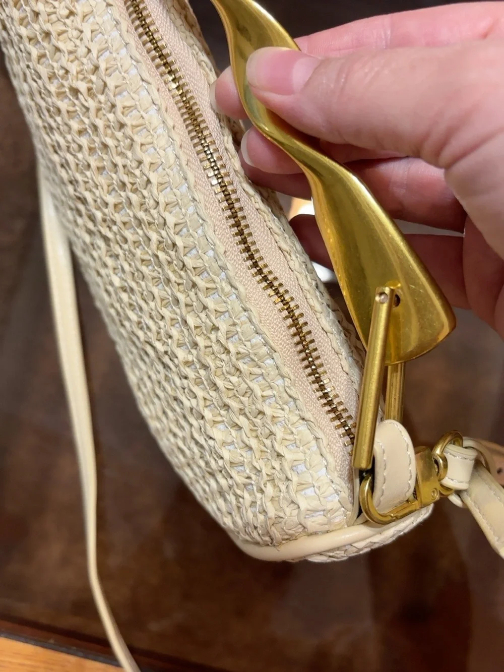 Cream Woven Raffia Mini Crossbody Clutch Bag Sculptural Gold Hardware